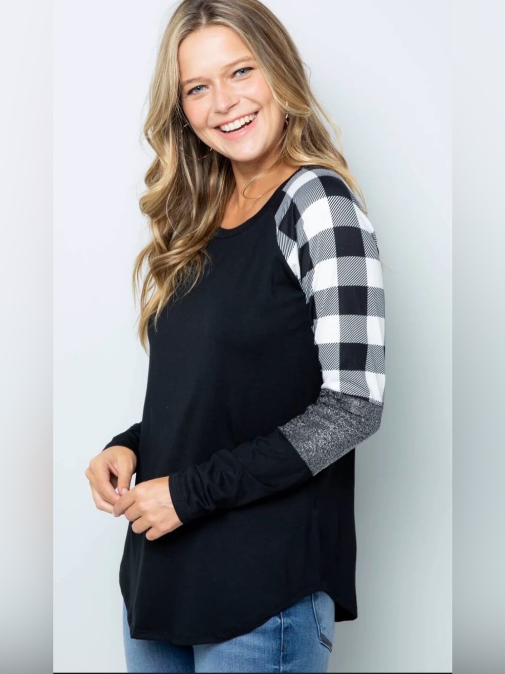 Acting Pro Black Top with Buffalo Check Sleeve Panels